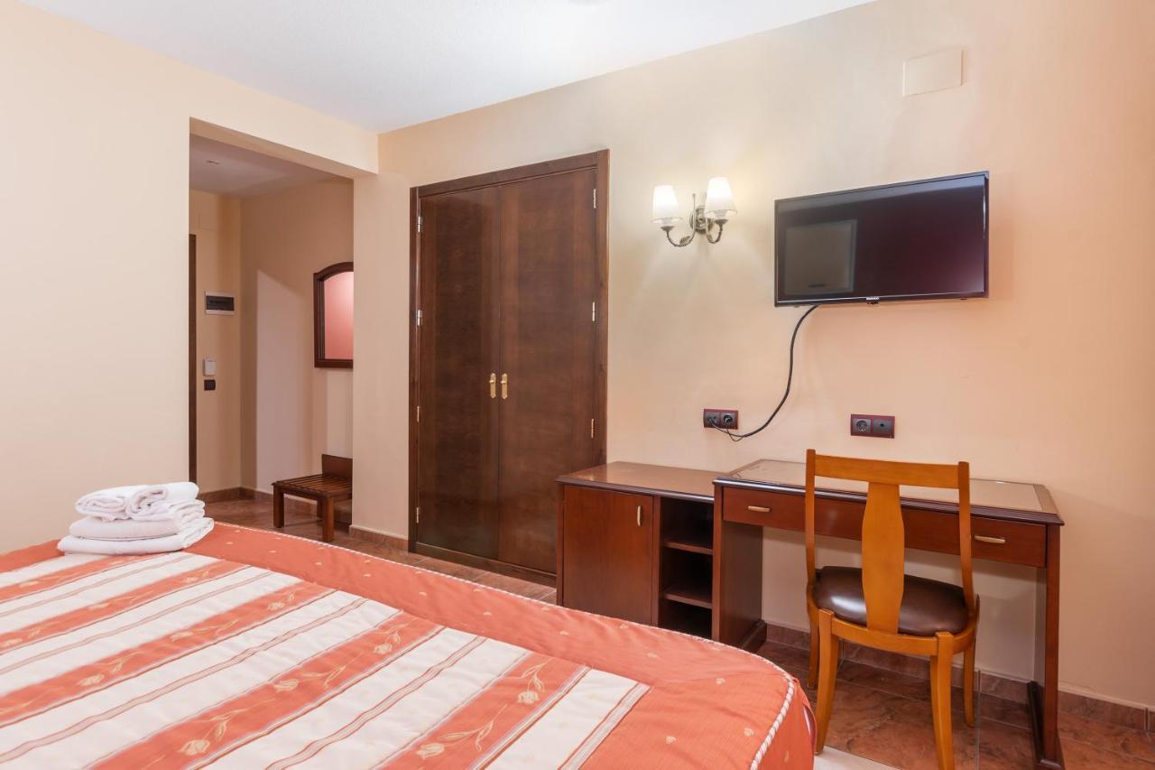 Hotel Area Javalambre La Puebla De Valverde Extérieur photo