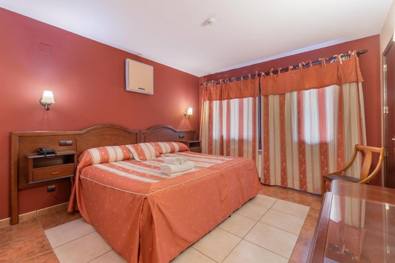 Hotel Area Javalambre La Puebla De Valverde Extérieur photo