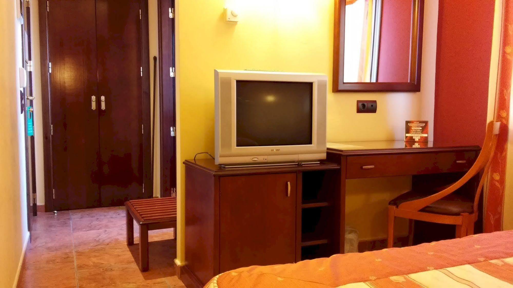 Hotel Area Javalambre La Puebla De Valverde Extérieur photo